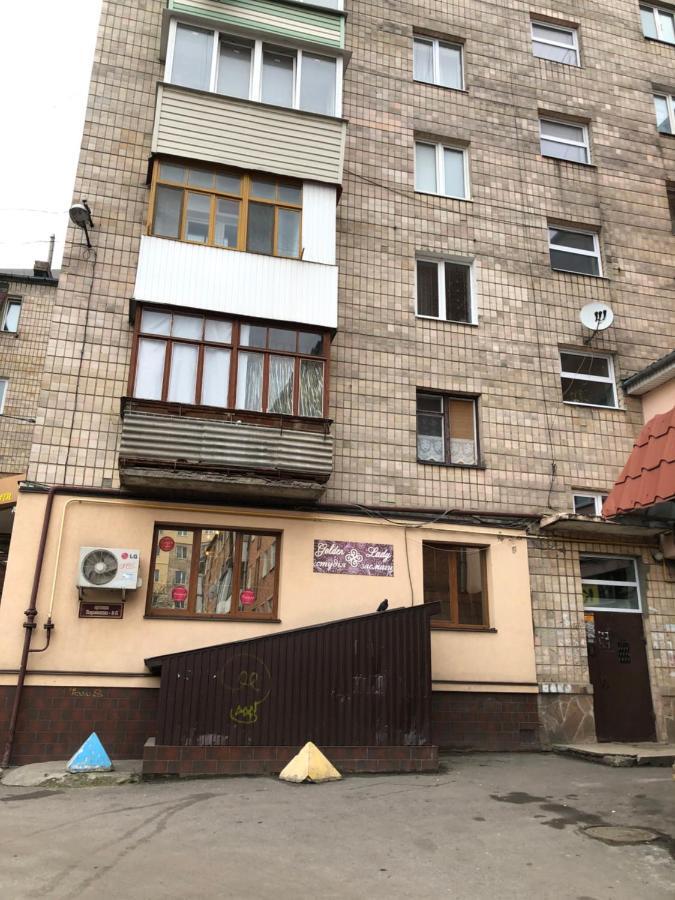 Luxflats Rivne Leilighet Eksteriør bilde